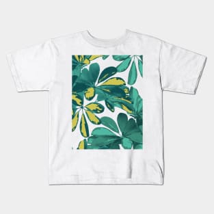 Exotic tropical Schefflera leaves textural print. Dark jungle summer topics. Rain forest foliage. Kids T-Shirt